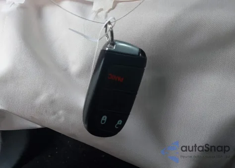 2020 Jeep Grand Cherokee Laredo E 4X4 from USA, damaged, VIN 1C4RJFAG2LC313072